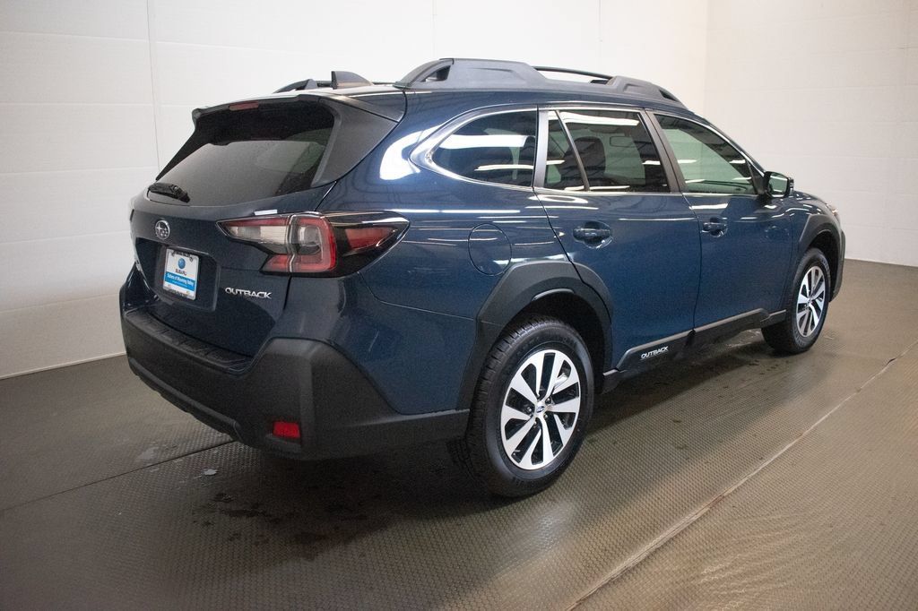 Certified 2024 Subaru Outback Premium AWD/4WD image 4