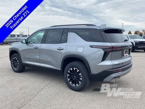 New 2026 Chevrolet Traverse Z71 w/ Enhanced Driving Package image 3