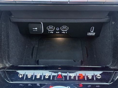 Used 2022 Jeep Grand Wagoneer Series III image 26