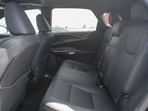 Used 2025 Lexus RX 350 Premium w/ Accessory Package (Z1) FWD image 19