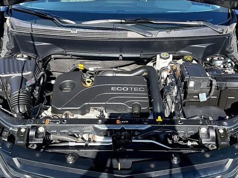 Used 2021 Chevrolet Equinox LT FWD image 30