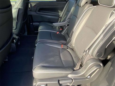 Used 2025 Honda Odyssey Elite image 10