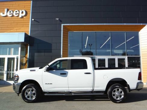 Certified 2026 RAM 2500 Big Horn AWD/4WD image 2
