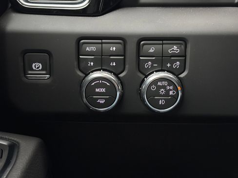 New 2026 GMC Sierra 1500 Denali AWD/4WD image 26