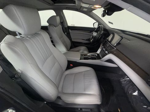 Used 2020 Honda Accord Touring image 27