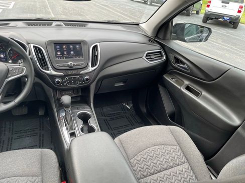 Used 2023 Chevrolet Equinox LT image 12