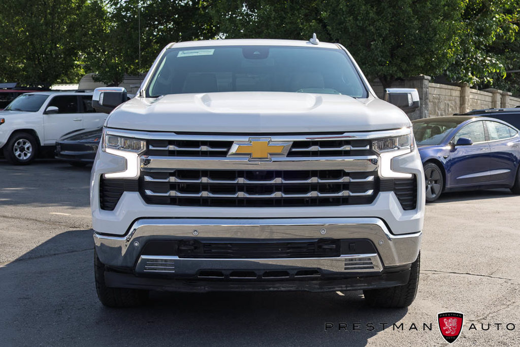 Used 2024 Chevrolet Silverado 1500 LTZ w/ LTZ Convenience Package II AWD/4WD image 16