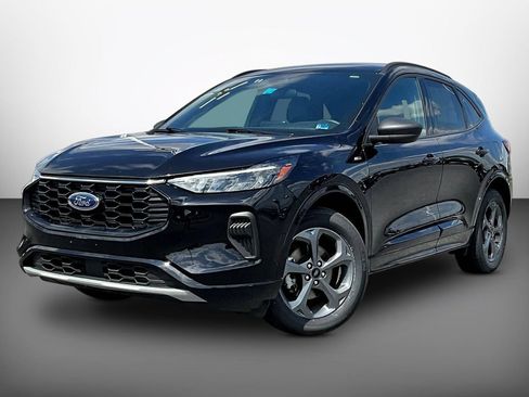 Certified 2024 Ford Escape ST-Line AWD/4WD image 3