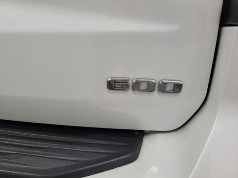 Used 2021 Cadillac Escalade Sport RWD image 9
