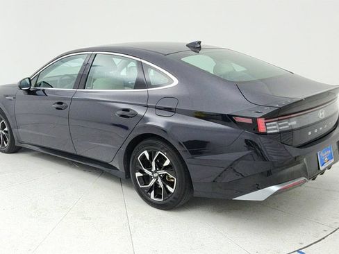 Used 2025 Hyundai Sonata SEL FWD image 5