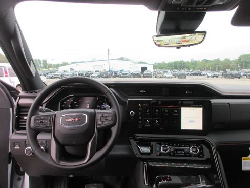 New 2026 GMC Sierra 1500 AT4 w/ AT4 Premium Package AWD/4WD image 19