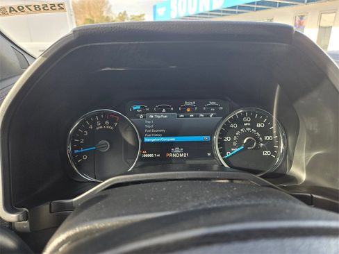 Used 2015 Ford F150 Platinum w/ Equipment Group 701A Luxury image 13