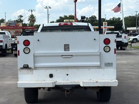 Used 2019 GMC Sierra 3500 4x4 Crew Cab w/ Sierra Convenience Package image 6