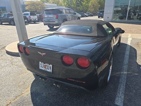 Used 2007 Chevrolet Corvette Convertible RWD image 3
