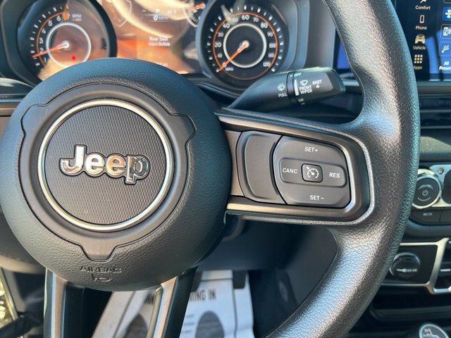 Certified 2026 Jeep Gladiator Sport AWD/4WD image 31
