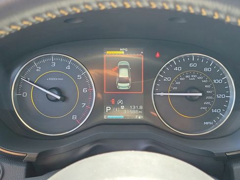 Used 2021 Subaru Crosstrek 2.5i Sport w/ Moonroof Package image 28