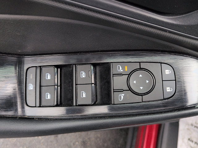 Used 2025 Nissan Rogue S FWD image 14