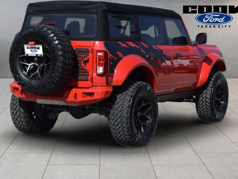 Certified 2023 Ford Bronco Big Bend w/ Sasquatch Package AWD/4WD image 3