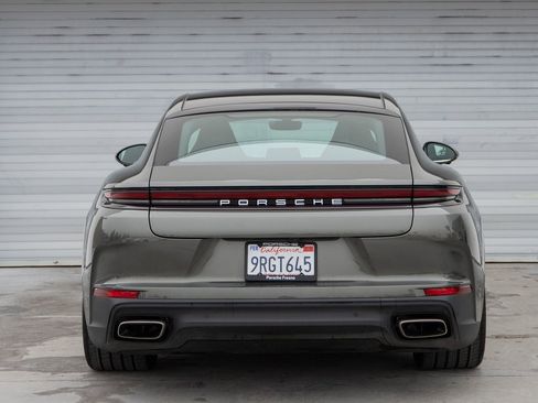 Certified 2024 Porsche Panamera 4 image 6