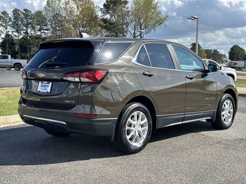 Used 2024 Chevrolet Equinox LT image 10