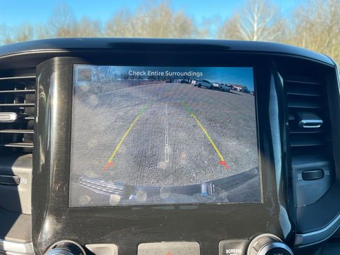 Used 2022 RAM 1500 Laramie w/ Sport Appearance Package image 6