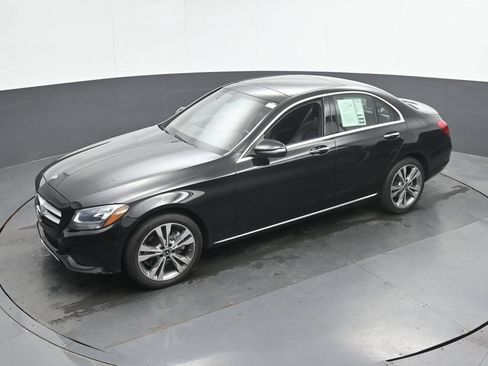 Used 2018 Mercedes-Benz C 300 4MATIC Sedan image 37