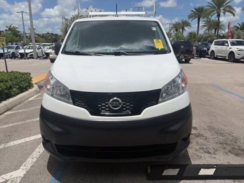 Used 2021 Nissan NV200 S FWD image 2