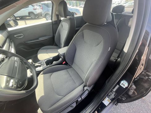 Used 2025 Kia K4 FWD image 37