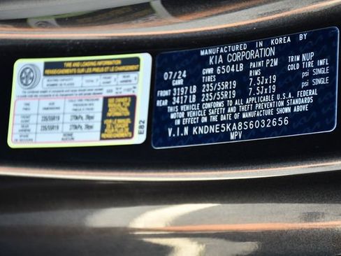 Used 2025 Kia Carnival SX Prestige FWD image 28