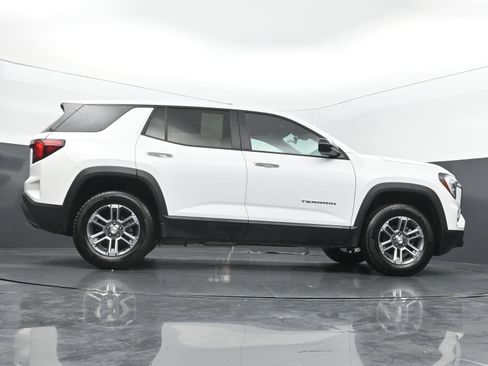 Used 2026 GMC Terrain Elevation FWD image 40