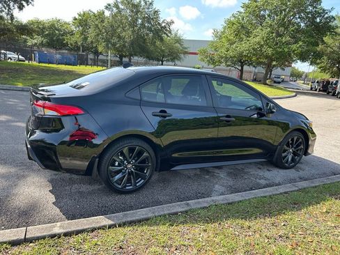 Used 2025 Toyota Corolla SE image 5