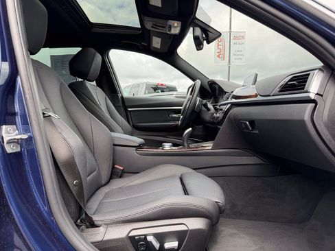 Used 2018 BMW 330i Sedan RWD image 17