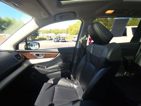 Used 2022 Subaru Ascent Touring AWD/4WD image 25
