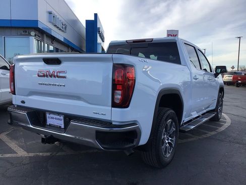 New 2026 GMC Sierra 1500 SLE w/ Preferred Package image 5
