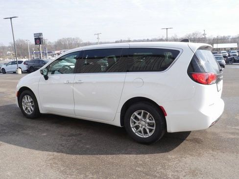 New 2026 Chrysler Voyager LX FWD image 6