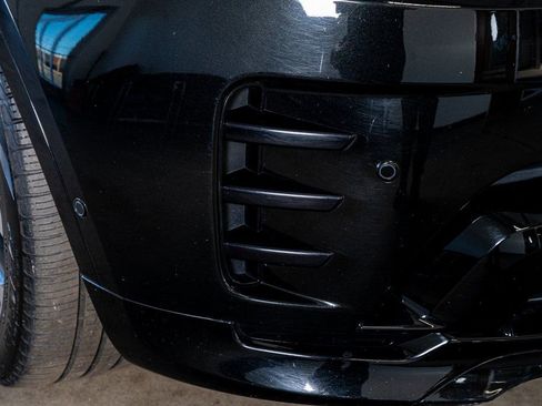 Used 2024 Land Rover Discovery Dynamic SE image 20