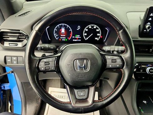 Used 2024 Honda Pilot TrailSport image 14