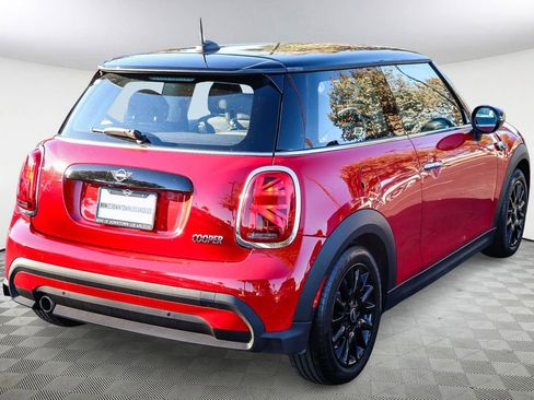 Used 2023 MINI Cooper 2-Door Hardtop image 6