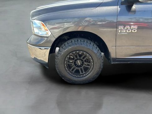 Used 2019 RAM 1500 Classic SLT w/ Luxury Group AWD/4WD image 43