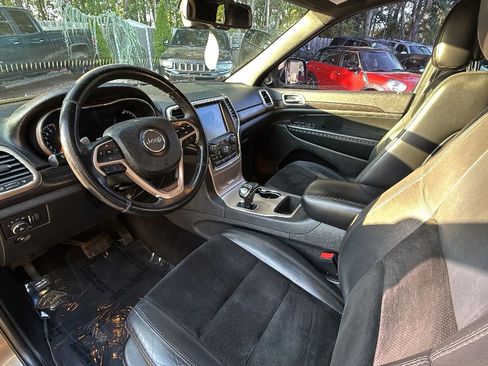 Used 2014 Jeep Grand Cherokee Altitude image 13