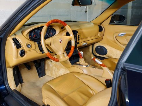 Used 2003 Porsche 911 GT3 RS image 75