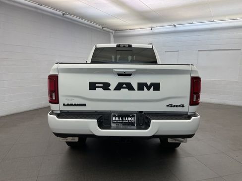 New 2026 RAM 2500 Laramie AWD/4WD image 4
