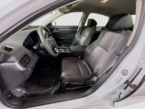 Used 2019 Honda Accord LX image 22