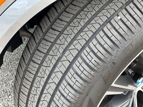 Used 2026 BMW X5 xDrive40i w/ M Sport Package image 11