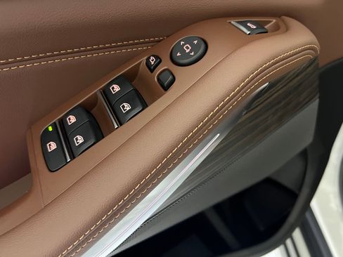 New 2026 BMW X5 xDrive40i w/ Executive Package image 24