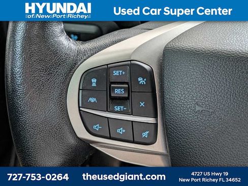 Used 2023 Ford Explorer Limited w/ Equipment Group 301A RWD image 35