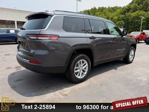 Used 2025 Jeep Grand Cherokee L Laredo RWD image 4