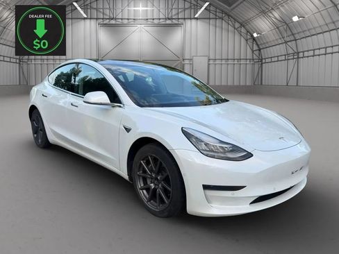 Used 2020 Tesla Model 3 Standard Range RWD image 7