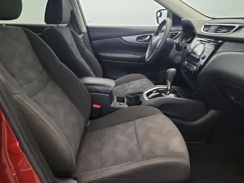 Used 2016 Nissan Rogue SV image 21