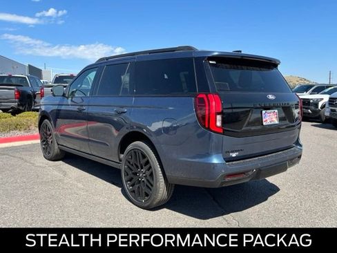 New 2027 Ford Expedition Platinum w/ Stealth Performance Package AWD/4WD image 3
